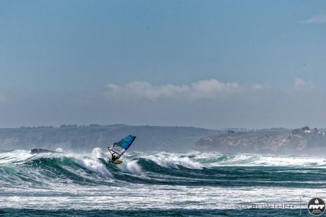 Andres Tobar – Matanzas Wave Classic ©  Si Crowther / IWT